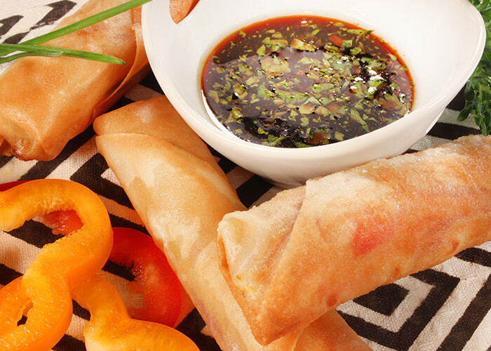 Veggie Spring Rolls & Dipping Sauce