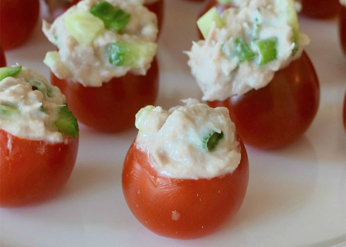 Spicy Tuna Cherry Tomato Cups